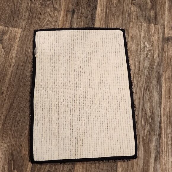 At Home Timbre Caviar Area Rug - Picture 8 of 9